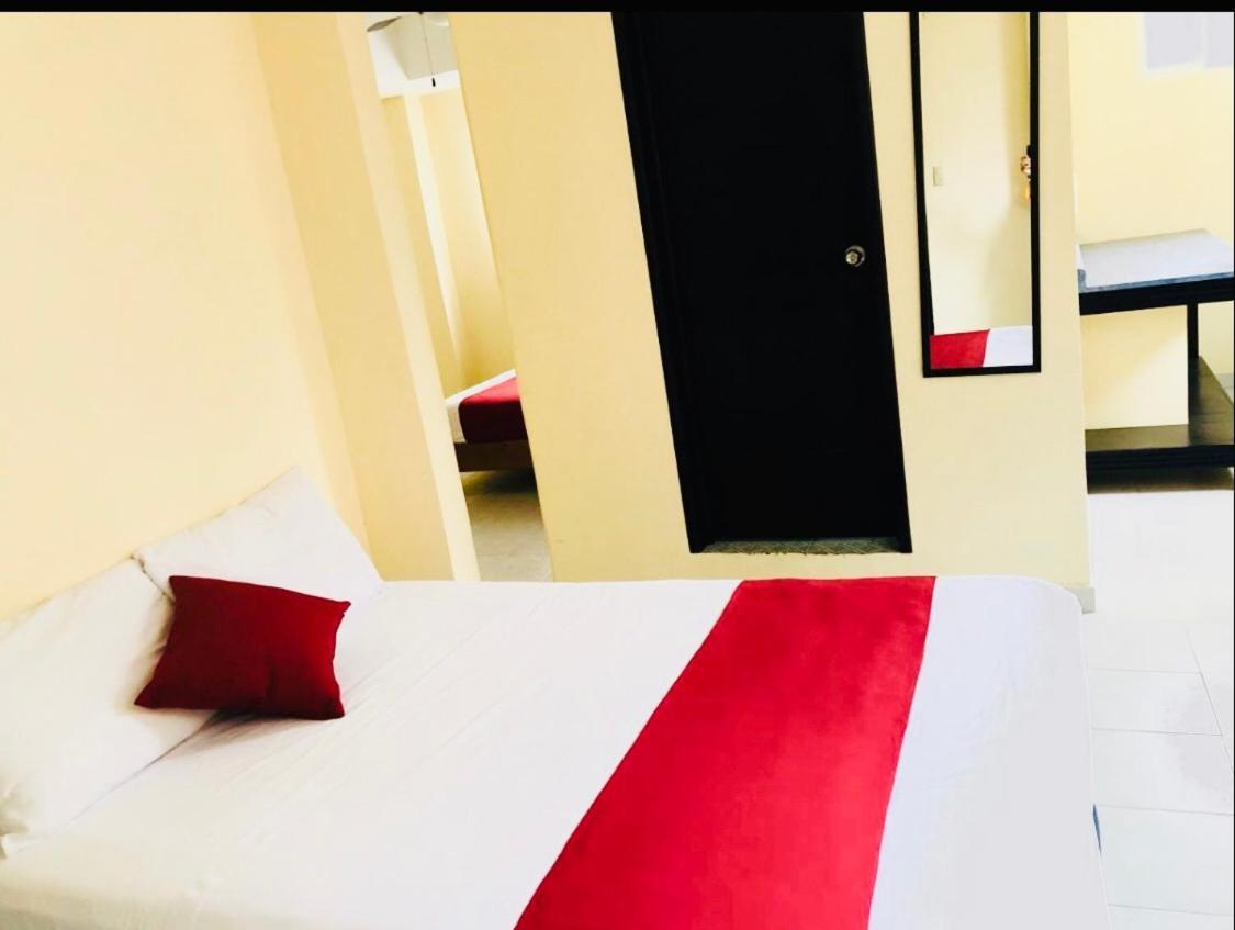 Roof Top Hotel Xilitla 希利特拉 外观 照片