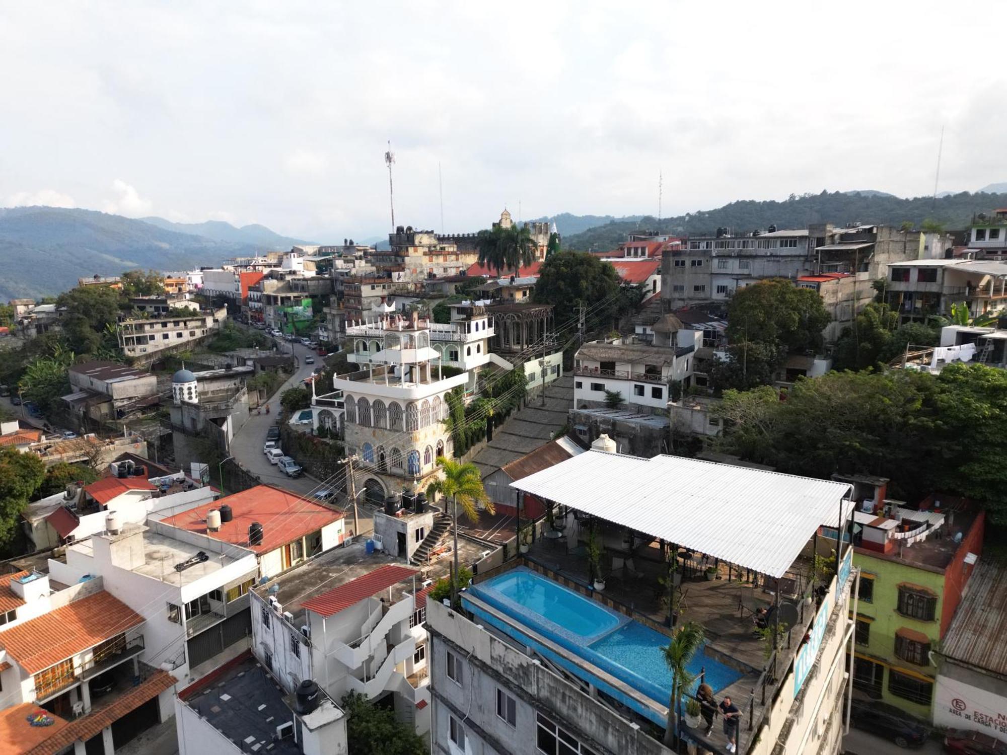 Roof Top Hotel Xilitla 希利特拉 外观 照片